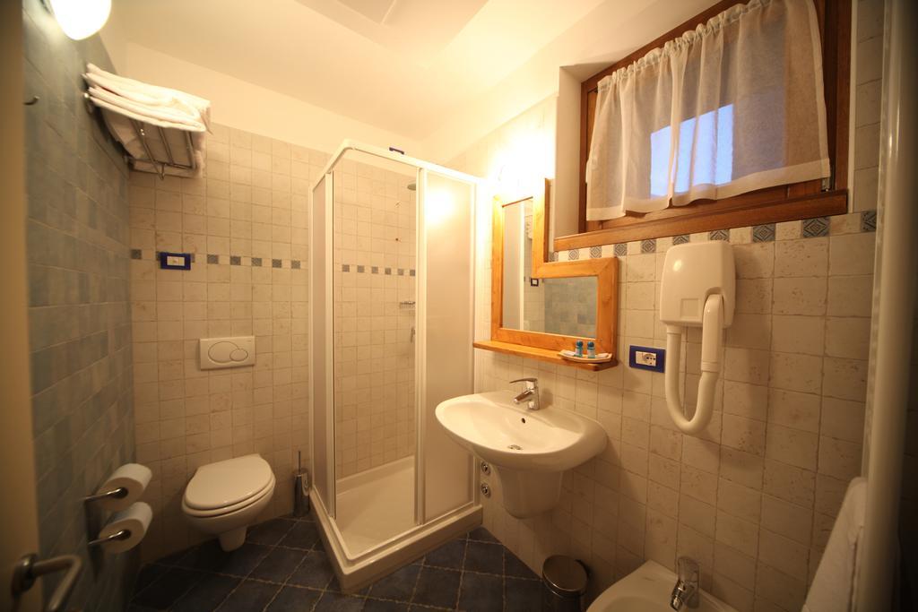 Le Case Dei Baff Morbegno Oda fotoğraf